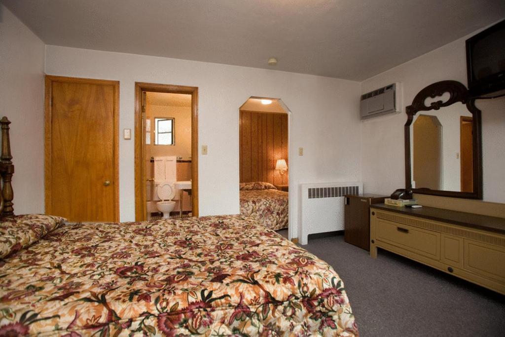 Stagecoach Motel 콜로라도스프링스 객실 사진